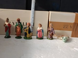 Set di 6 pastori per presepe in bachelite