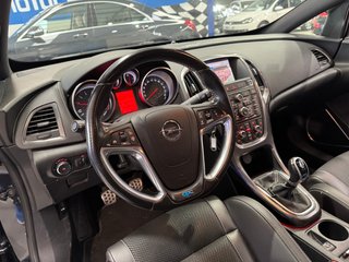 Opel Astra OPC