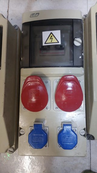 3 Cuadros Eléctricos Industriales IDE