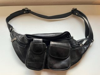 Marsupio in pelle nero