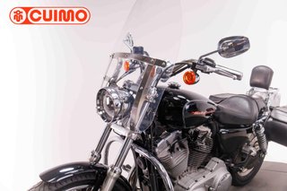 HARLEY DAVIDSON SPORTSTER 883 CUSTOM
