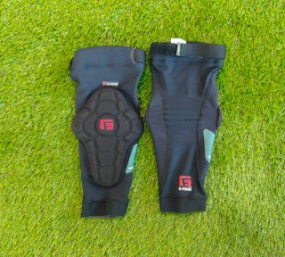 Rodilleras G-Form Rugger Talla S.
