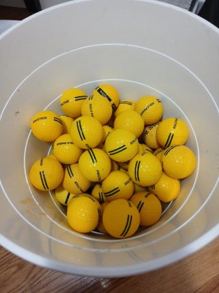 Pelotas de Golf Amarillas