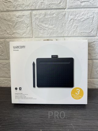 Tableta Gráfica Wacom Intuos Small con Lápiz Negro