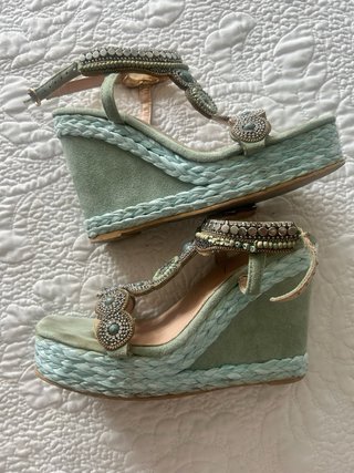 Sandalias con Pedrería Turquesa