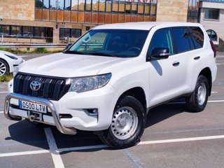 Toyota Land Cruiser 150 2021