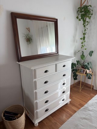 Cómoda de madera maciza