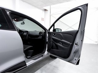 Renault Clio Limited TCe 66kW (90CV) -18
