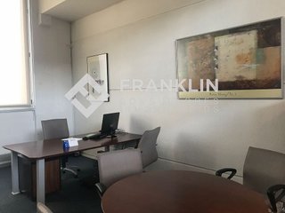 Oficina en venta en Pomar en Badalona