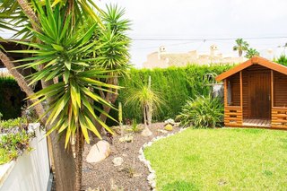 Chalet en venta en Cabo Roig - La Zenia en Orihuela