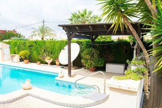 Chalet en venta en Cabo Roig - La Zenia en Orihuela