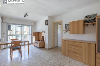 Piso en venta en Polígono Cartuja – La Paz en Granada