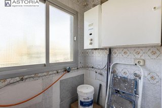 Piso en venta en Polígono Cartuja – La Paz en Granada
