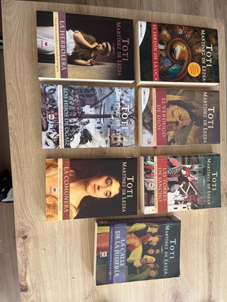 Colección de Toti Martínez de Lezea.