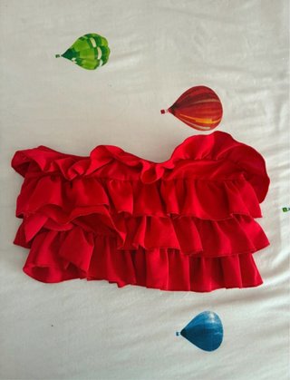 Top mujer de volantes rojo
