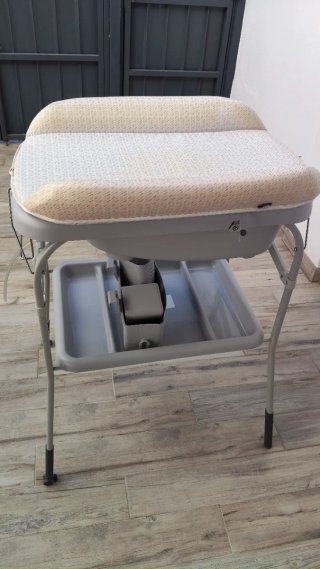 Bañera para bebé con cambiador