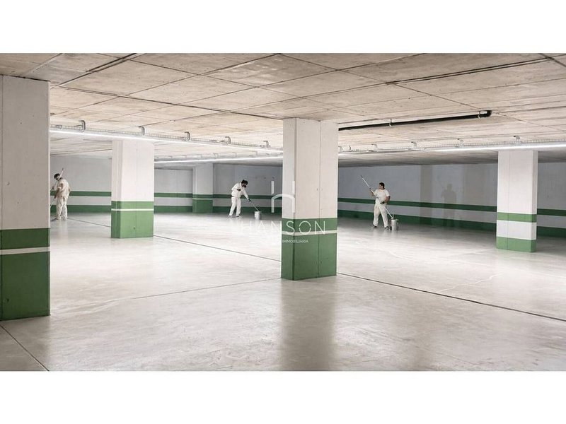 Parking space for rent in Encamp · 6 of 15