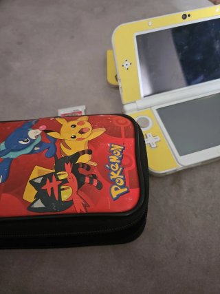 New Nintendo 3DS XL Animal Crossing Edition