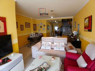 Casa adosada en venta en Zona Convento - Virgen de la Cabeza en Valdepeñas