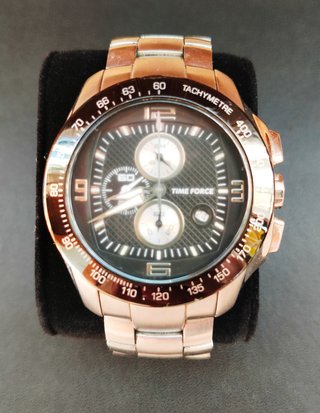 Reloj Time Force Cronógrafo Negro y Plateado