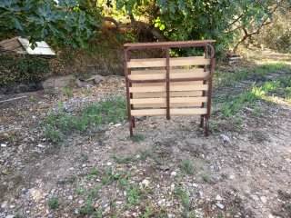 Estructura cama hierro y madera