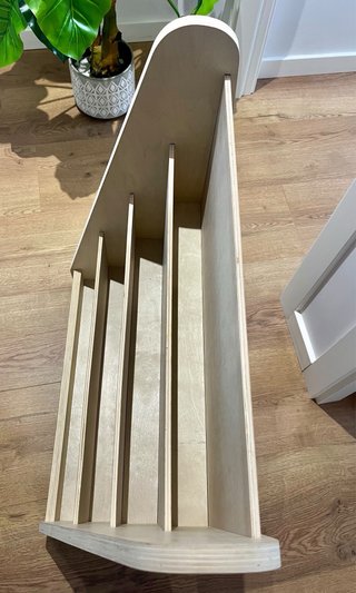 Estantería infantil de madera