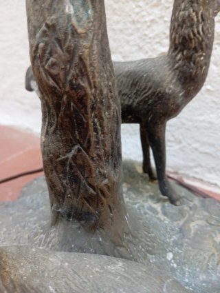 Lámpara de bronce anticuario - Escultura ciervos
