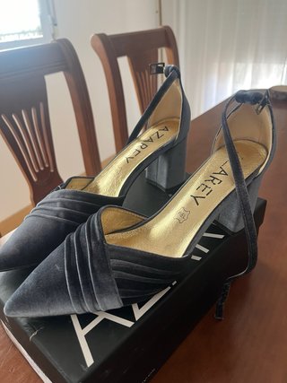 Zapatos de tacón Azarey talla 41
