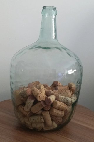 Lote 5 Antigüedades: Licorera, Pepsi, damajuana,et