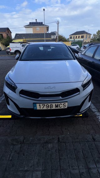 KIA XCeed 2023 MHEV 160cv AUTOMATICO