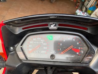 Honda Dominator Roja
