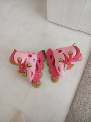Patines infantiles Oxelo rosas talla 28-30