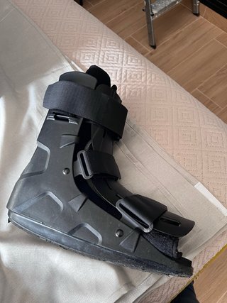 Bota walker corta talla m