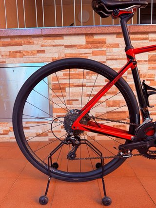 Bicicleta Specialized Roubaix SL8 M Full Carbono