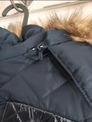 Abrigo acolchado Miranda con capucha
