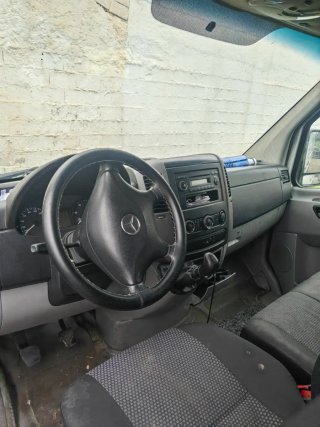 Mercedes-Benz Sprinter 2012