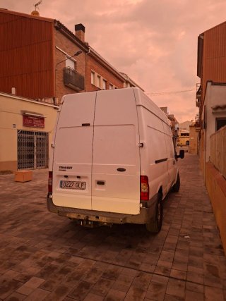Ford E-Transit 2009