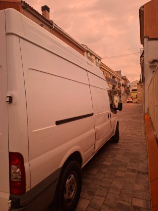 Ford E-Transit 2009