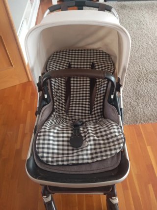 Carrito Bugaboo Fox. También disponible el capazo