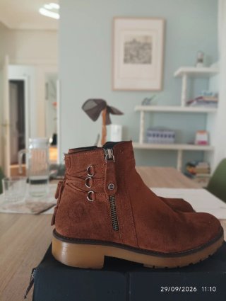 Botines Marrones de Ante