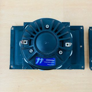 2 Motores Beyma CD1014ND con Difusores
