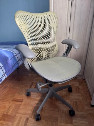 Silla Ergonómica Herman Miller Mirra 1