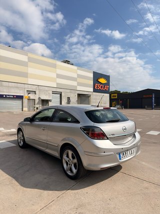 Opel Astra GTC