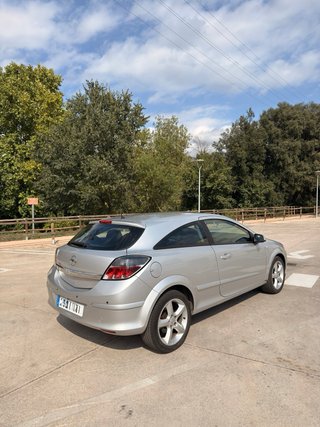 Opel Astra GTC