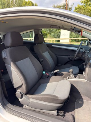 Opel Astra GTC
