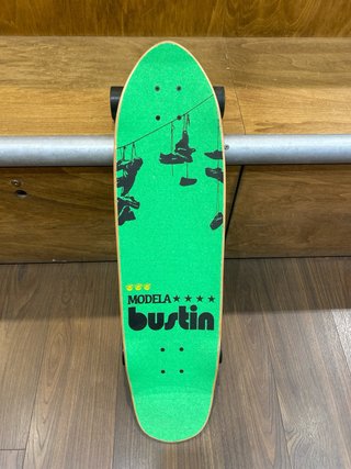 Cruiser Bustin 33”