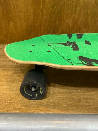 Cruiser Bustin 33”