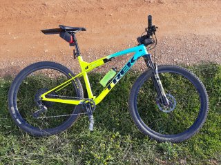 Bicicleta Trek Supercaliber 9.7 mejorada. Talla XL