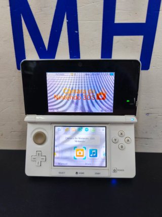 Nintendo 3DS Blanca  1 Año Garantía