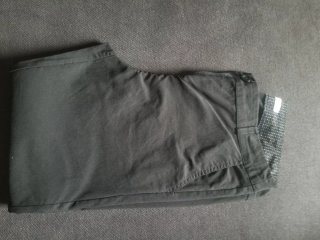Pantaloni estivi elasticizzati neri